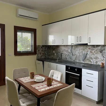 Ferienhaus Shtepia Ne Pyll