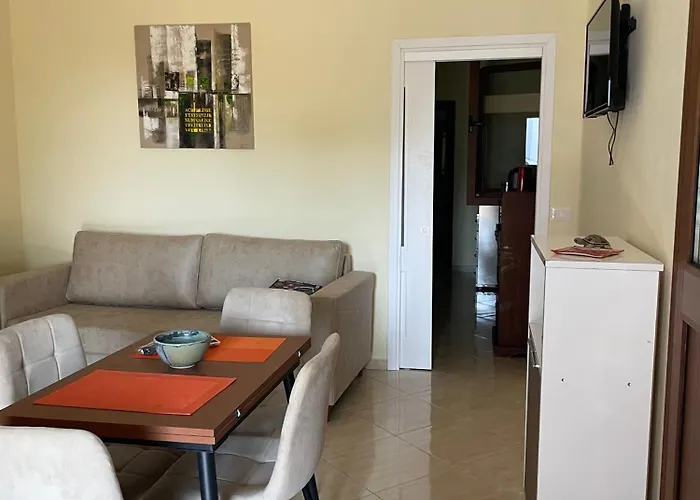 Shtepia Ne Pyll Hébergement de vacances *